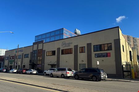 2857 West 8th Street