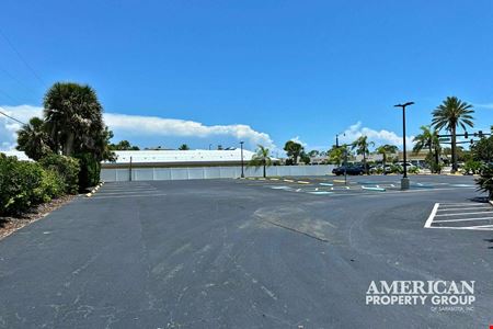 Commercial space at 621 Tamiami Trl S in Venice