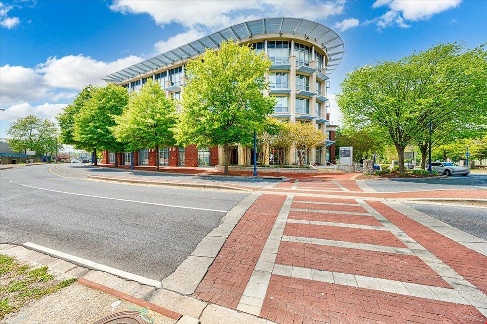 200 Westgate Circle