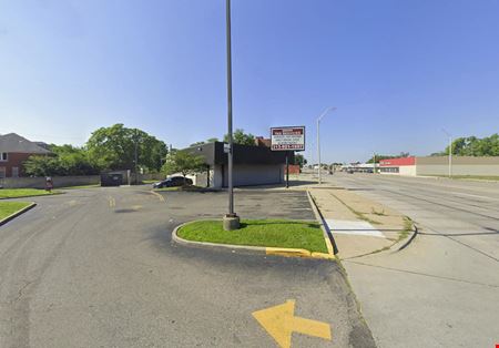 7800 Gratiot Ave