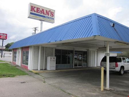 Retail space for Sale at High Visibility Retail Property in Gonzales