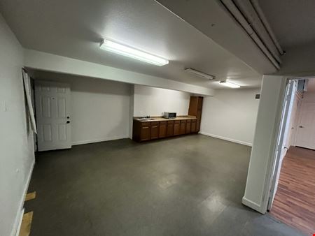 1615 E Chemical Dr
