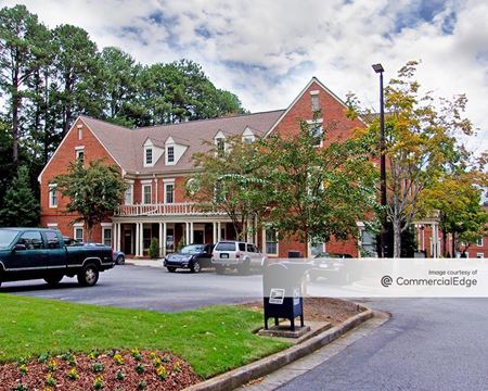 Office space for Rent at Peachtree Dunwoody Square in Atlanta
