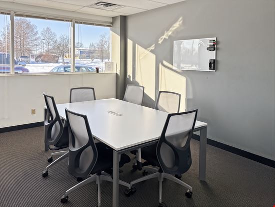 Regus - Bentonville - Beau Terre