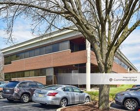 Newtown Square Corporate Campus - 7 Campus Blvd