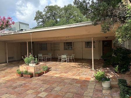 River Oaks Office Building for Lease - 2121 San Felipe St, Houston, TX 77019-5668