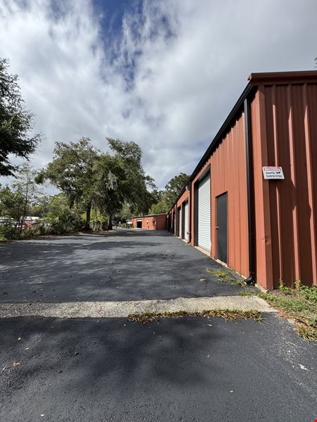 Warehouse Facility on 1+ Acre Lot