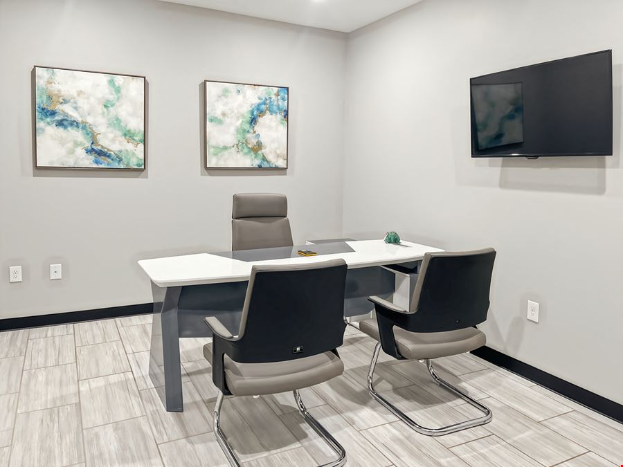 Regus - Bedford - Airport Freeway