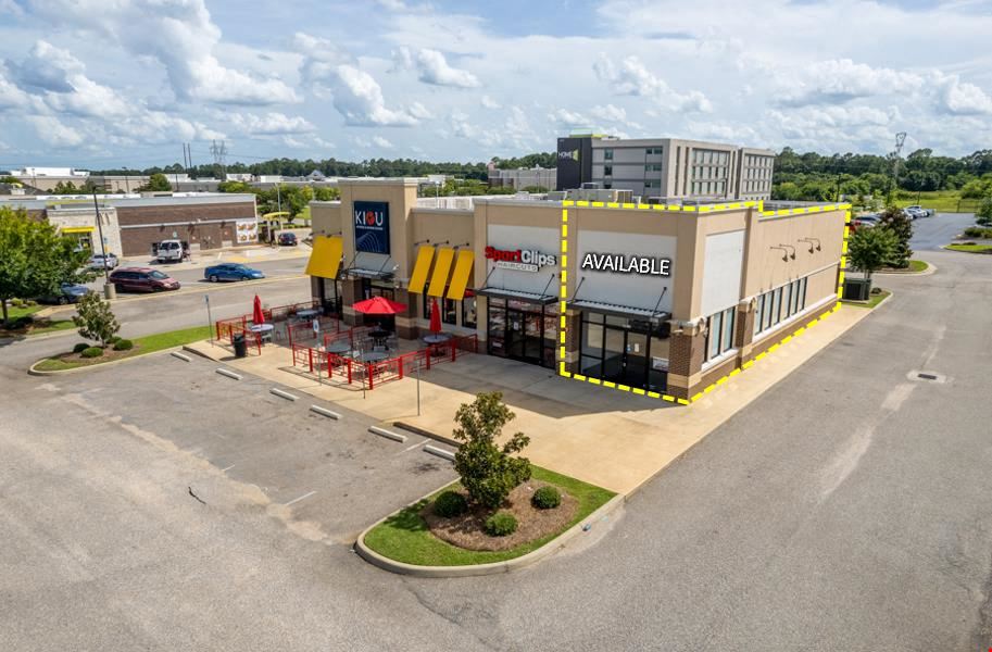 1100 Sq. Ft. Retail End-Cap Space | Hwy 231 N