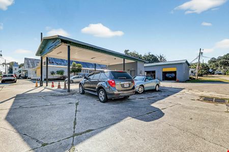9th St Service Station
