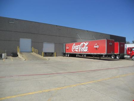 Industrial space for Rent at Free-standing Industrial Facility in Dallas