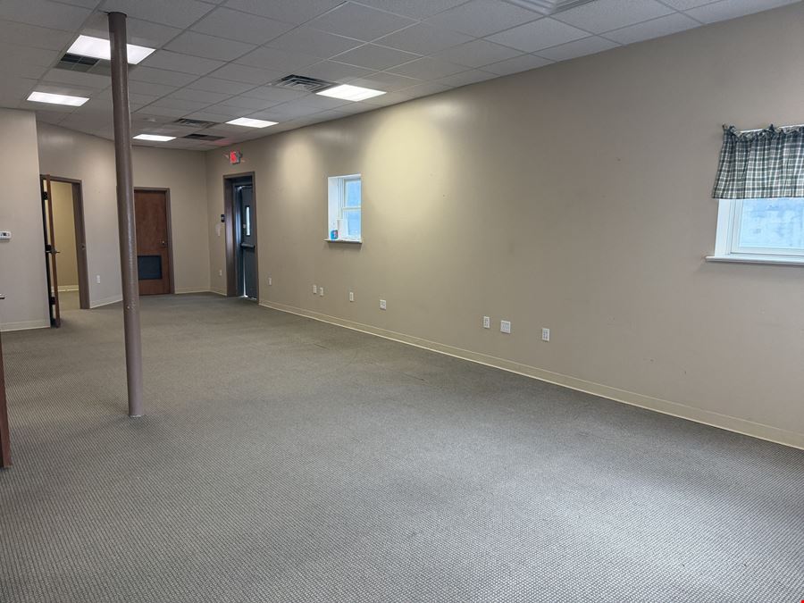 1815 Horace Ave-Office