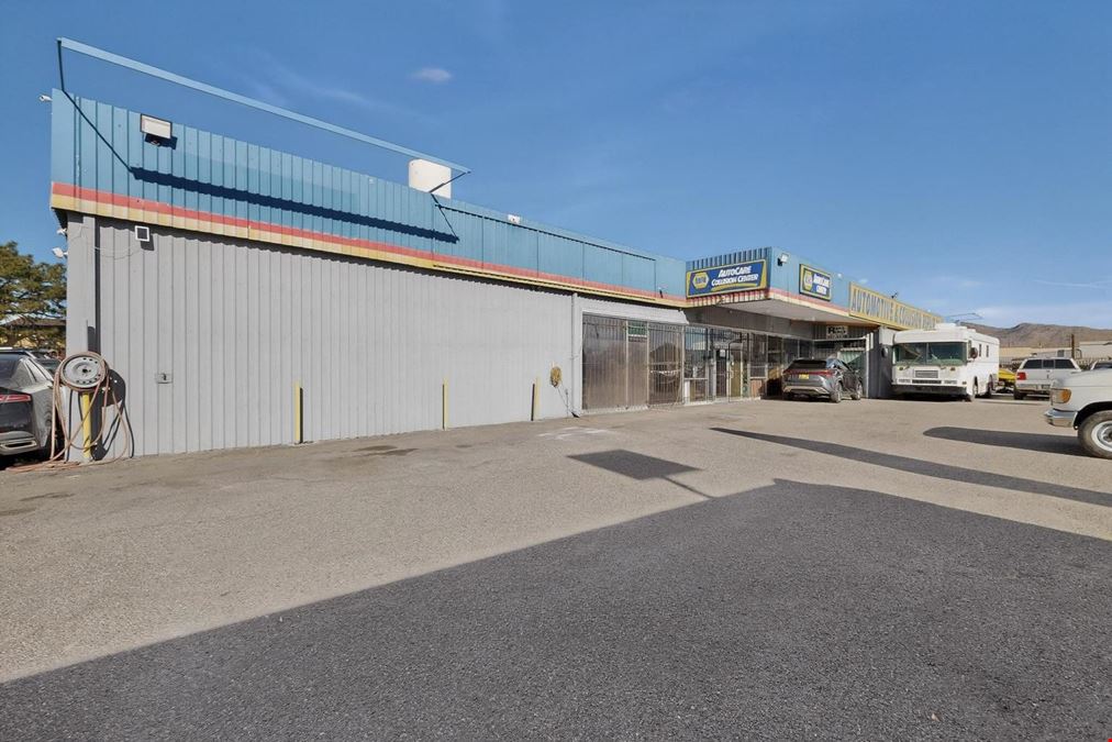 OWNER FINANCING AUTO WAREHOUSE WITH FF&E INCLUDED
