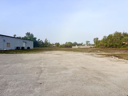 Rare Retail and Warehouse Opportunity on US-41