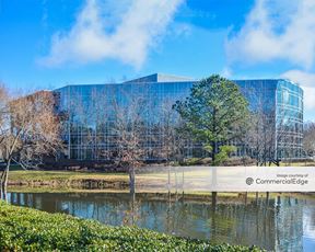 Innsbrook Corporate Center - Highwoods Plaza