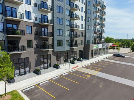 25 E. Algonquin Road