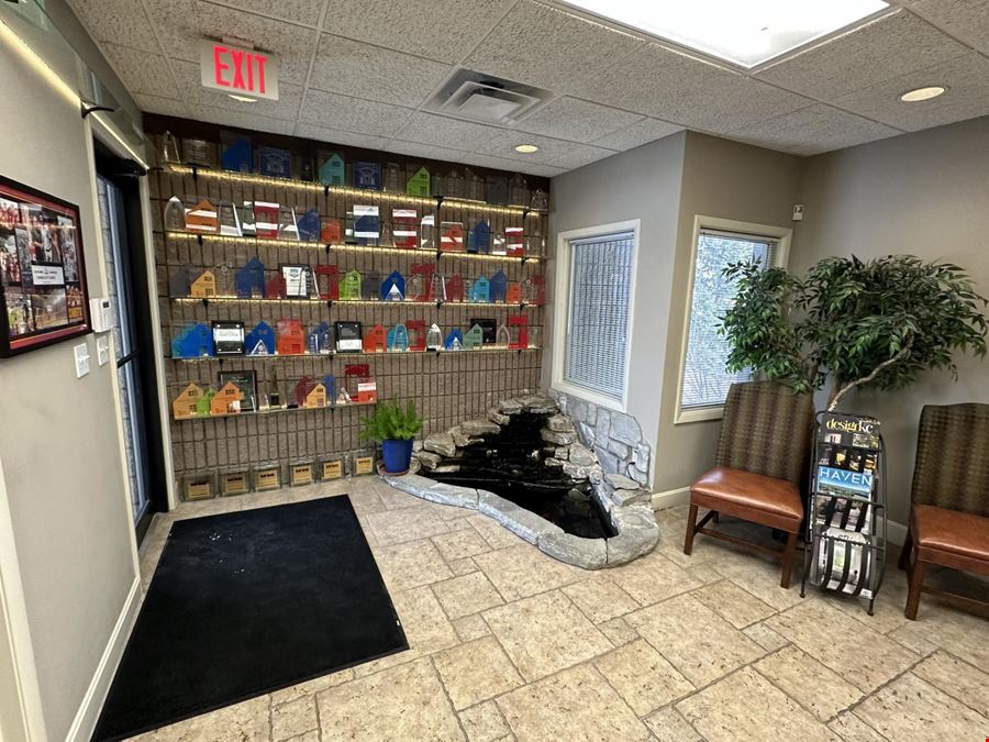 15521 W 110th Street, Lenexa, KS 66215