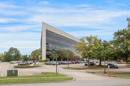 Office space for Rent at Parkway Plaza in Lafayette