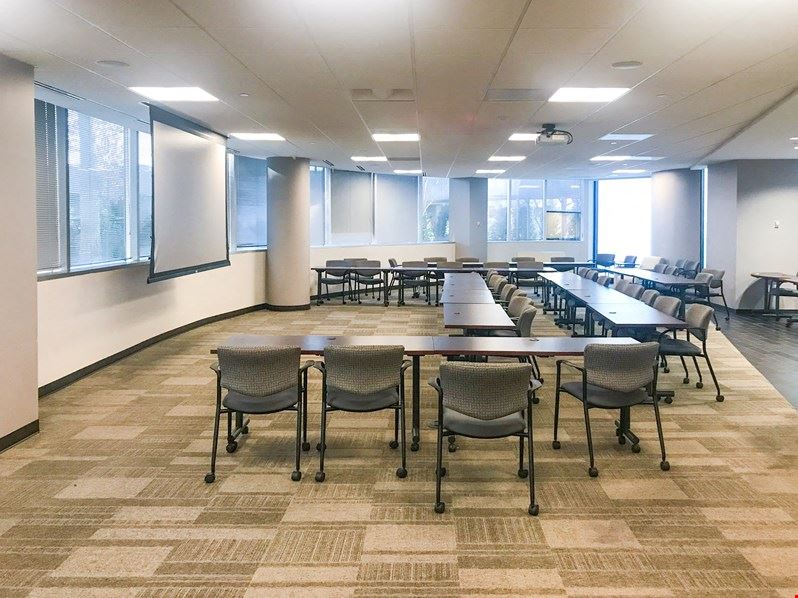 Office Evolution - Tysons Corner