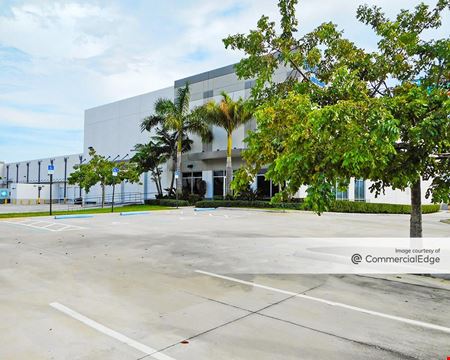 Commercial space at Turnpike Park - 11500 NW 123rd Street in Medley