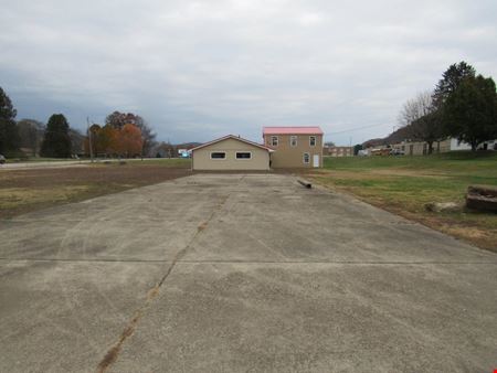2116 North Pleasants HWY