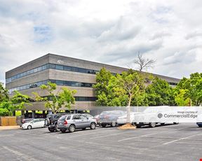 Sunset Corporate Center