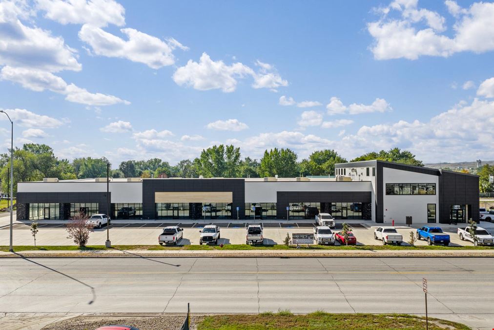 New Construction Retail / Warehouse Units