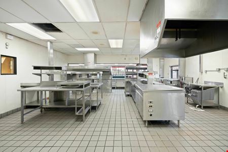 former Burger King restaurant, currently vacant