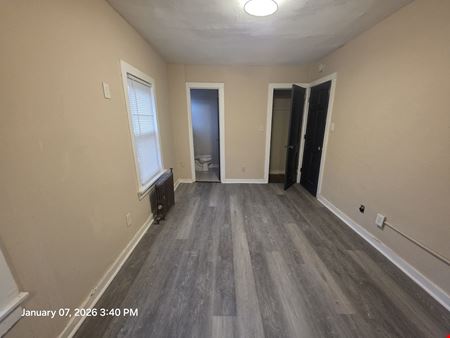 90 Henry St
