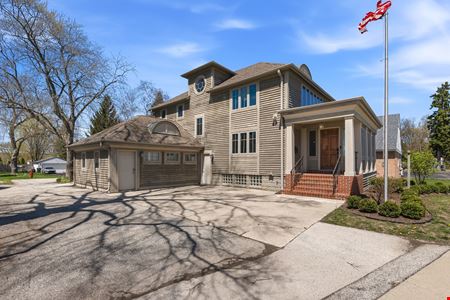 6165 N Green Bay Ave