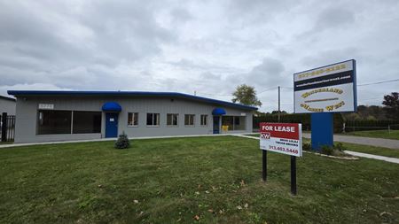 Retail space for Rent at 5776 E Grand River in Howell