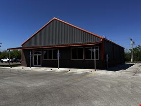 3950 Catclaw Drive - Freestanding Building