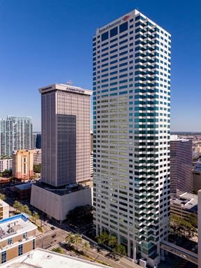 Bank of America Plaza - Sublease