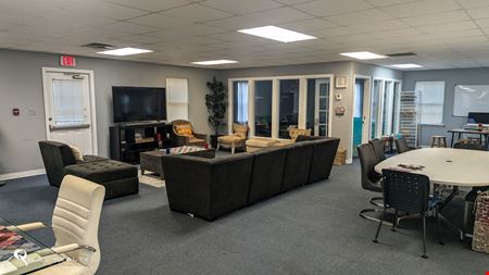 ±2,000 SF Office Building Opportunity