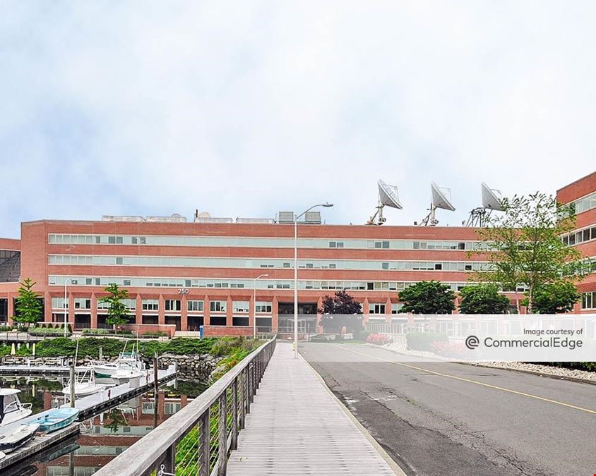 232 Harbor Drive