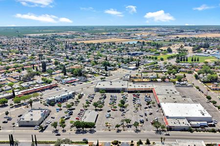 Bethard Square Shopping Center