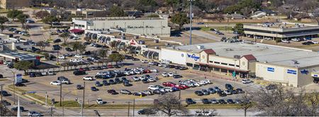 Retail space for Rent at Green Oaks in Arlington