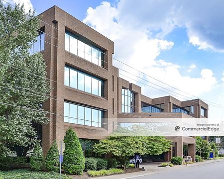 Commercial space at 2201 Medical Plaza in Nashville