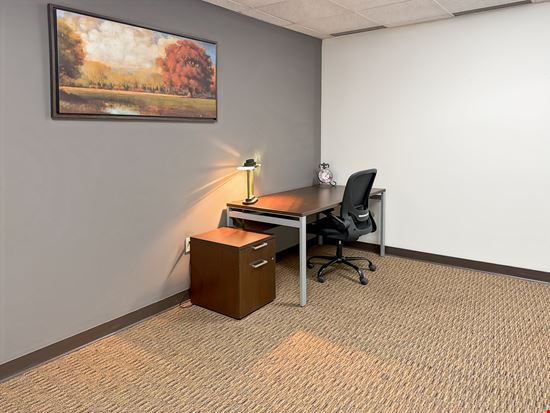 HQ - Lenexa - W 95th St