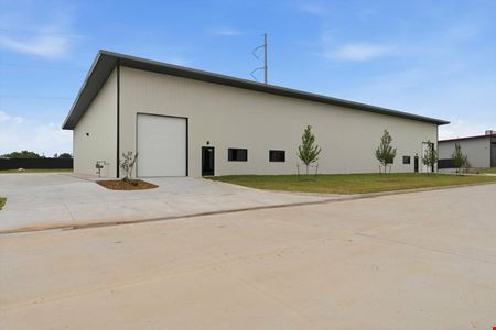 Industrial space for Rent at 616 NW 124th St in Oklahoma City