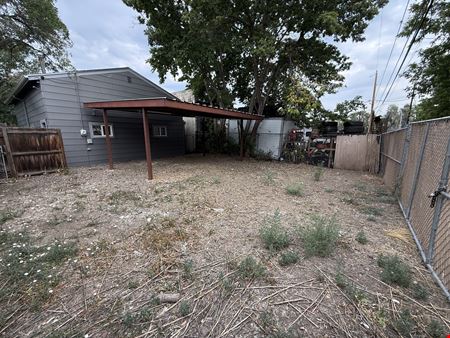 Rare Free Standing Bldg with Fenced Yard
