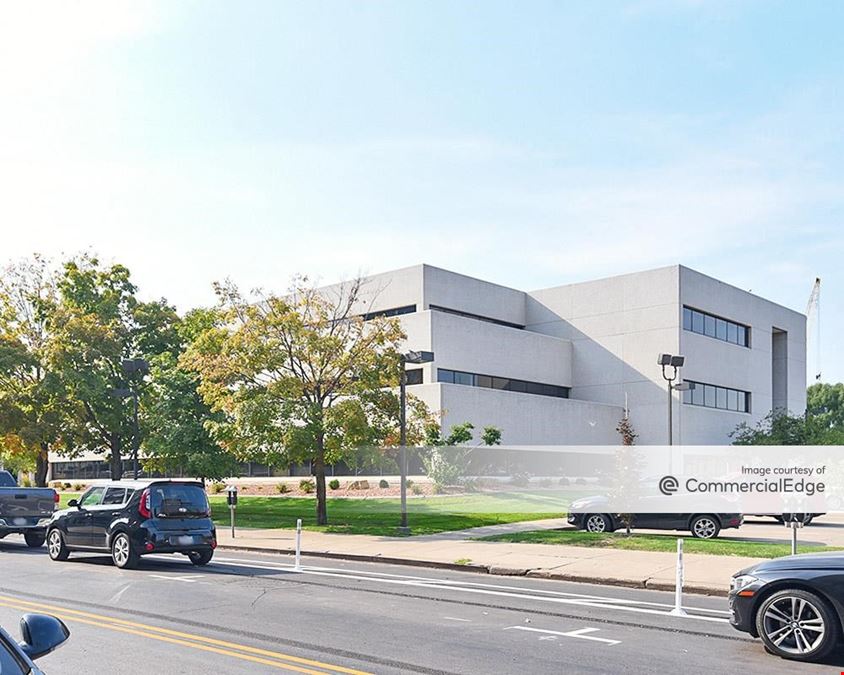 East Grand Office Park - 200 East Grand Avenue