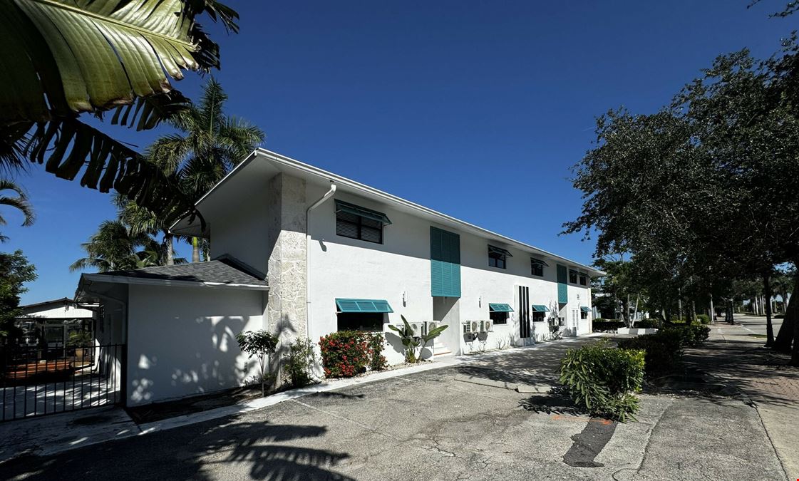 Bayshore Inn and Docks