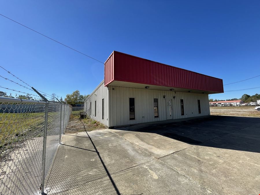 Anton St Office and Yard