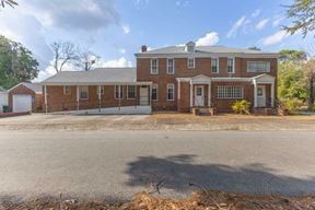 105 Lancaster St SW