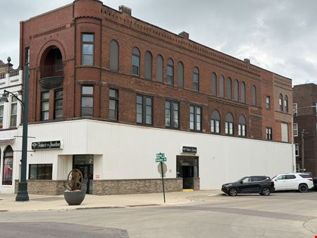 Retail space for Sale at 202 South Broadway Avenue in Albert Lea
