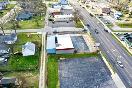 3,167 SF Retail / Warehouse Free Standing Building For Lease
