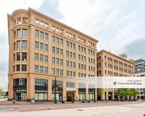 16 Market Square
