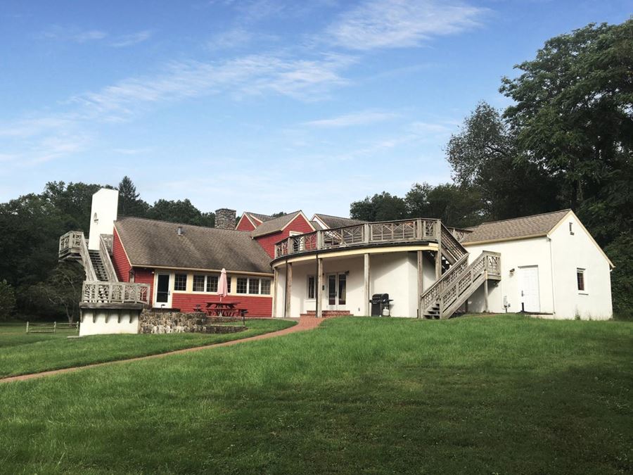 381 Brinton Lake Rd