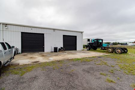 Small Bay Warehouse Near US-98 in Sebring